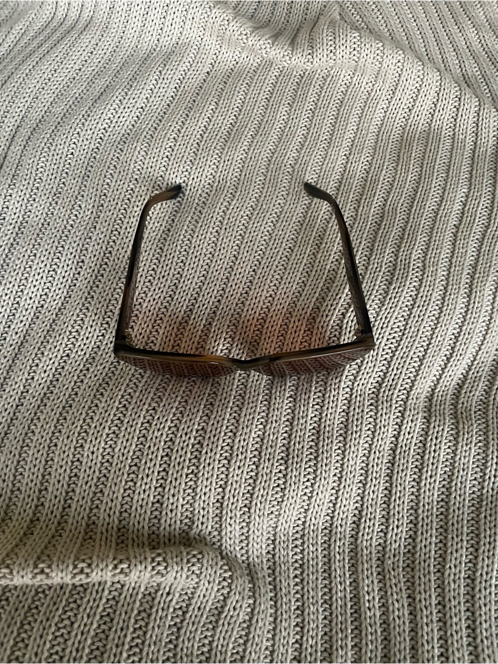Quay Australia Brown Tortoise Rectangular Sunglasses - Picture 5 of 5